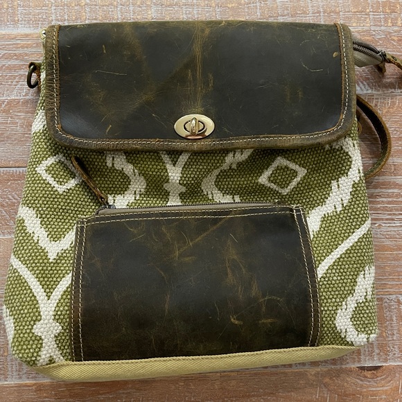 Myra Bag - Picture 13 of 16